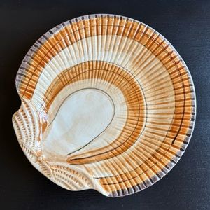 Vintage Fitz and Floyd scallop seashell plate